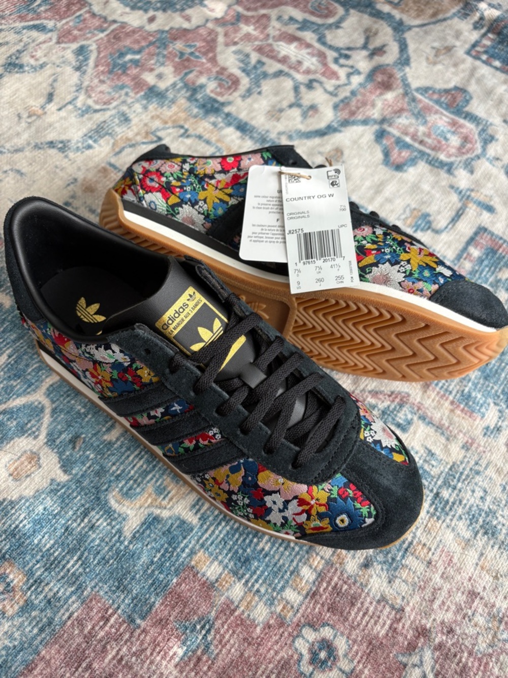 Liberty of London Adidas Sneakers, Country OG, Womens US 9 - Picture 3 of 10